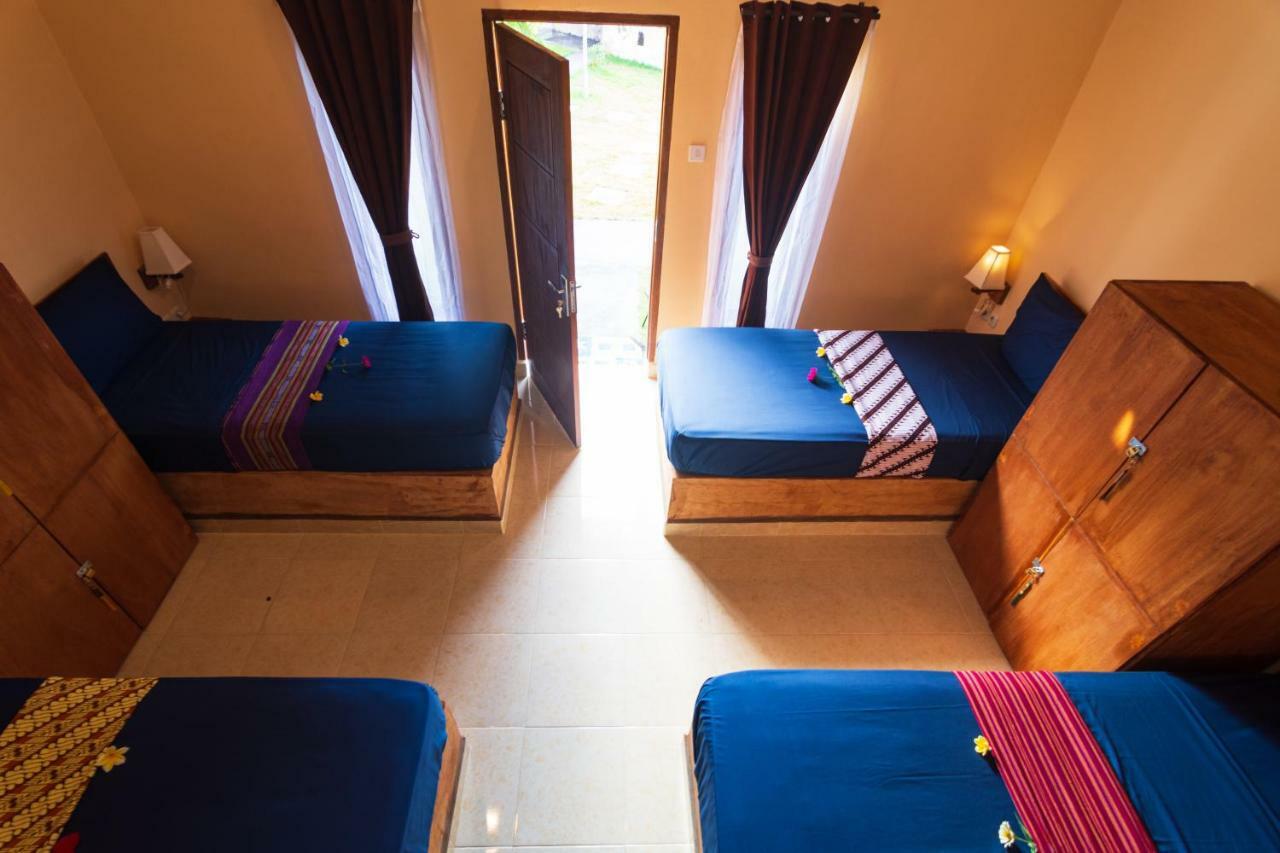 Surf Camp 79 Hotel Kuta  Екстериор снимка